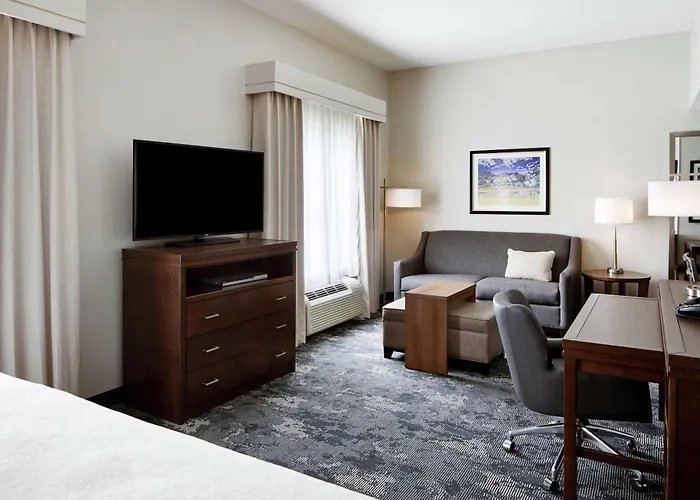 Homewood Champaign-urbana 3*