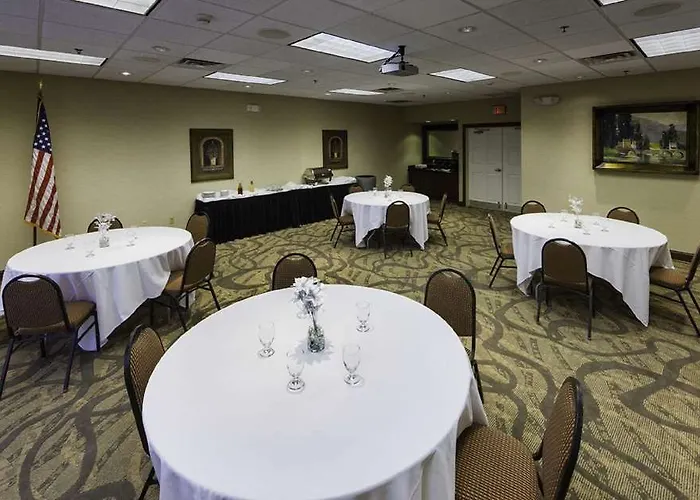 Homewood Champaign-urbana 3*